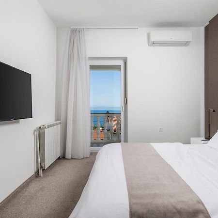 Villa Garden Apartment With Pool オパティヤ エクステリア 写真