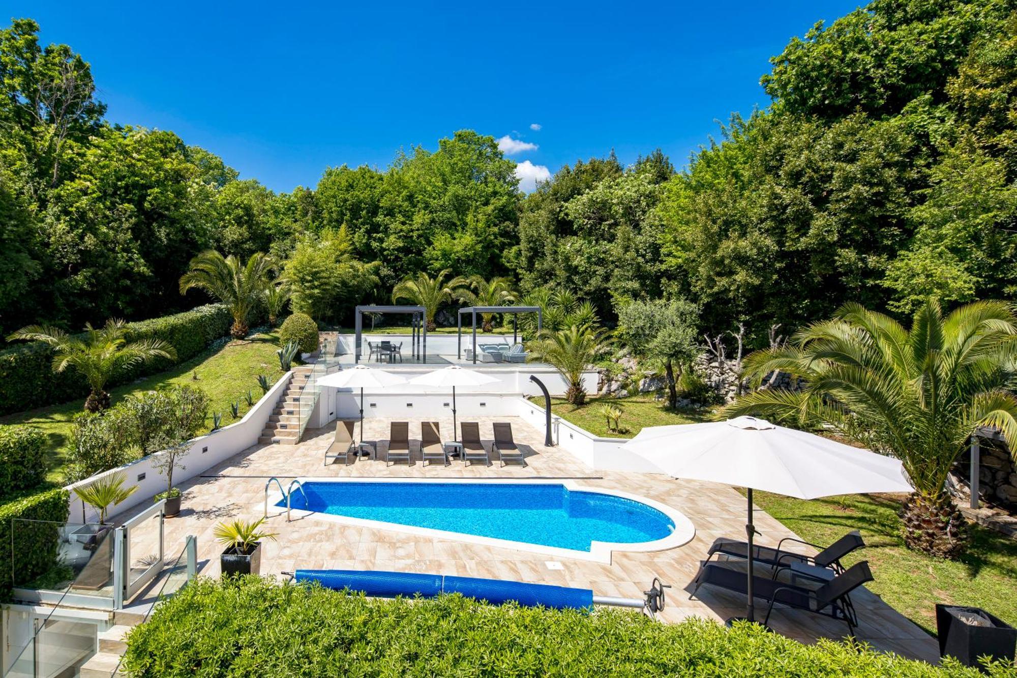 Villa Garden Apartment With Pool オパティヤ エクステリア 写真