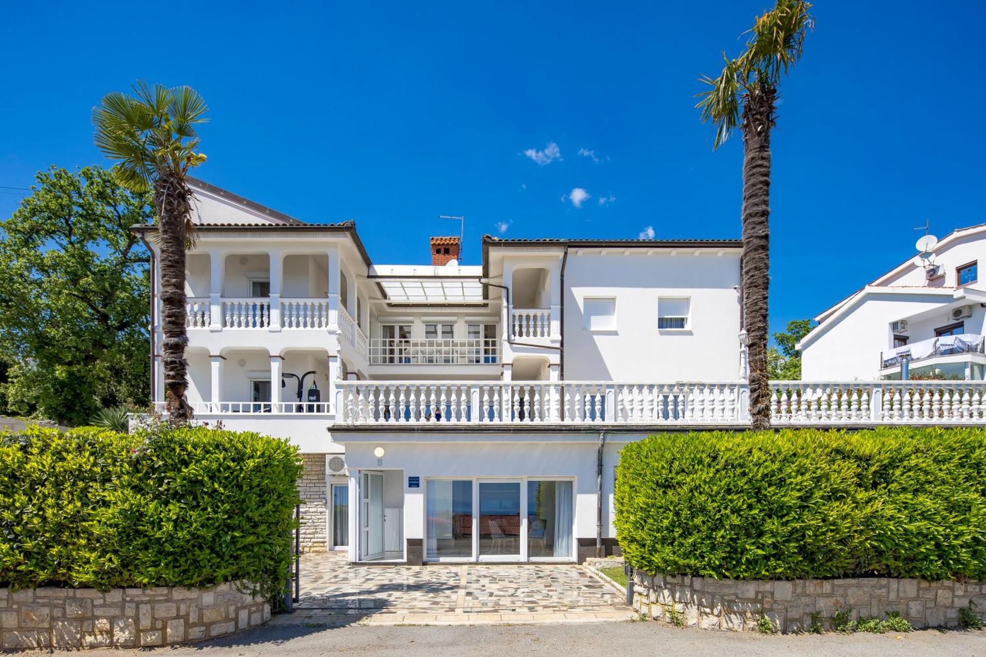 Villa Garden Apartment With Pool オパティヤ エクステリア 写真