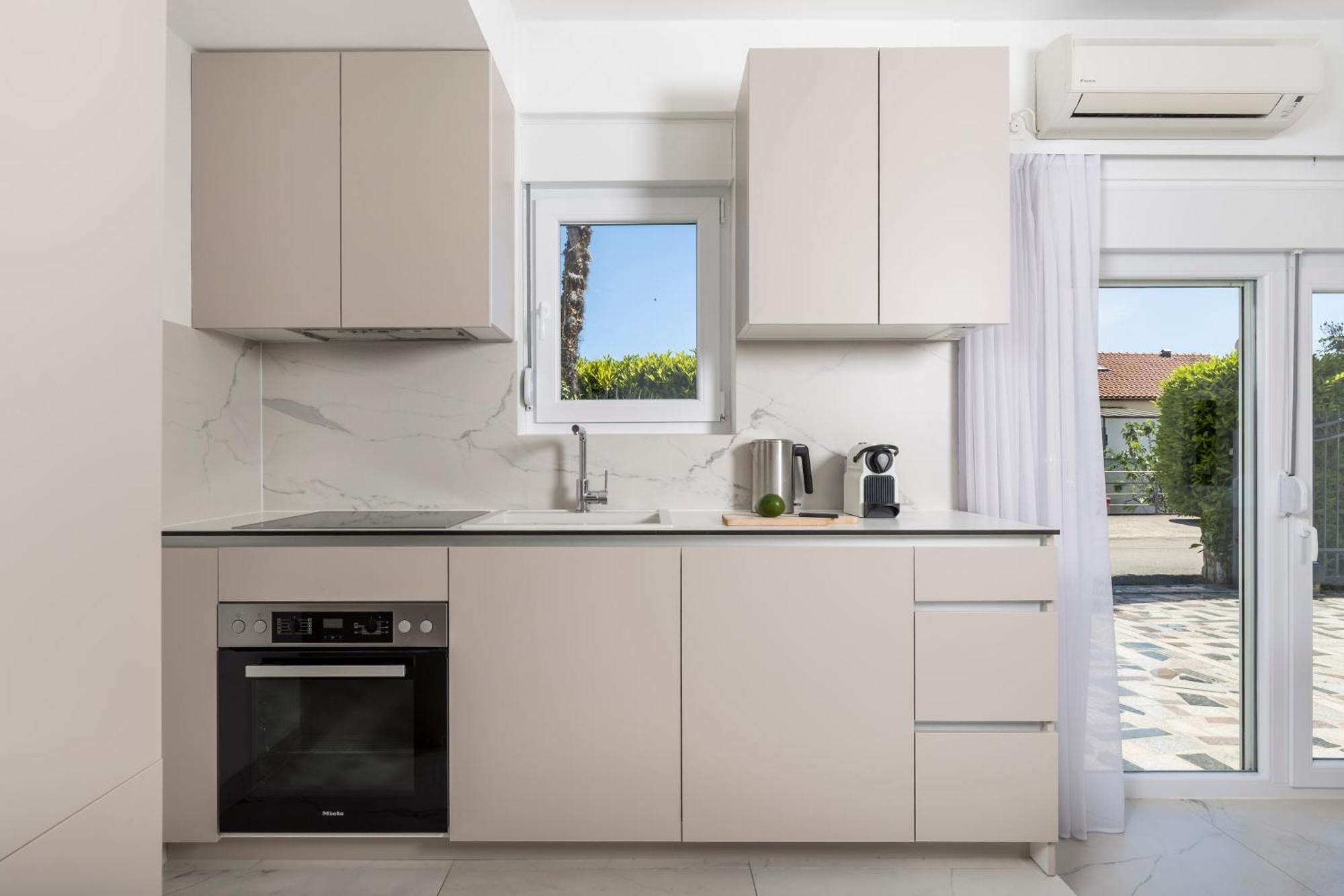 Villa Garden Apartment With Pool オパティヤ エクステリア 写真